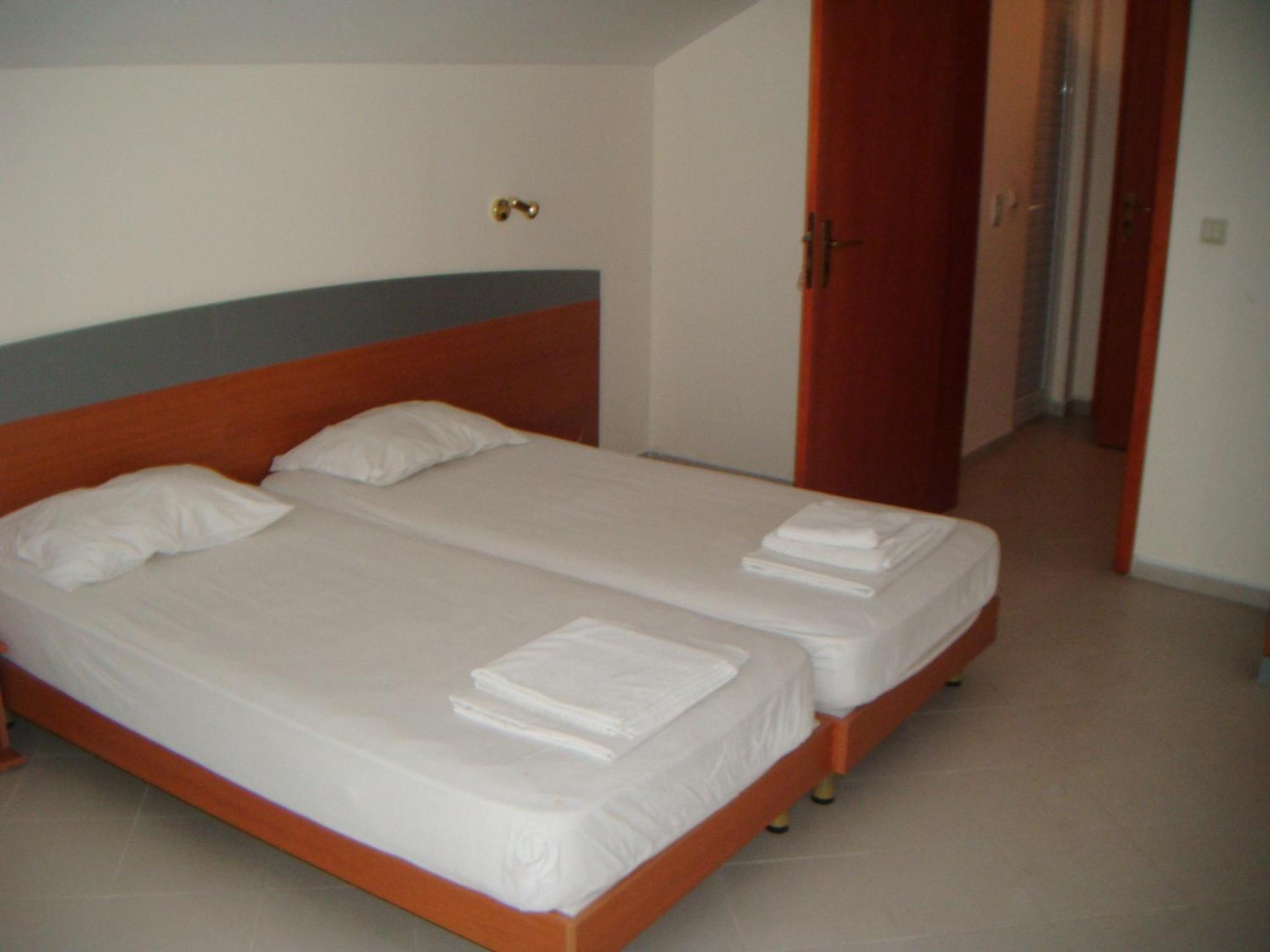 Hotel Babeva Sveti Vlas Luaran gambar