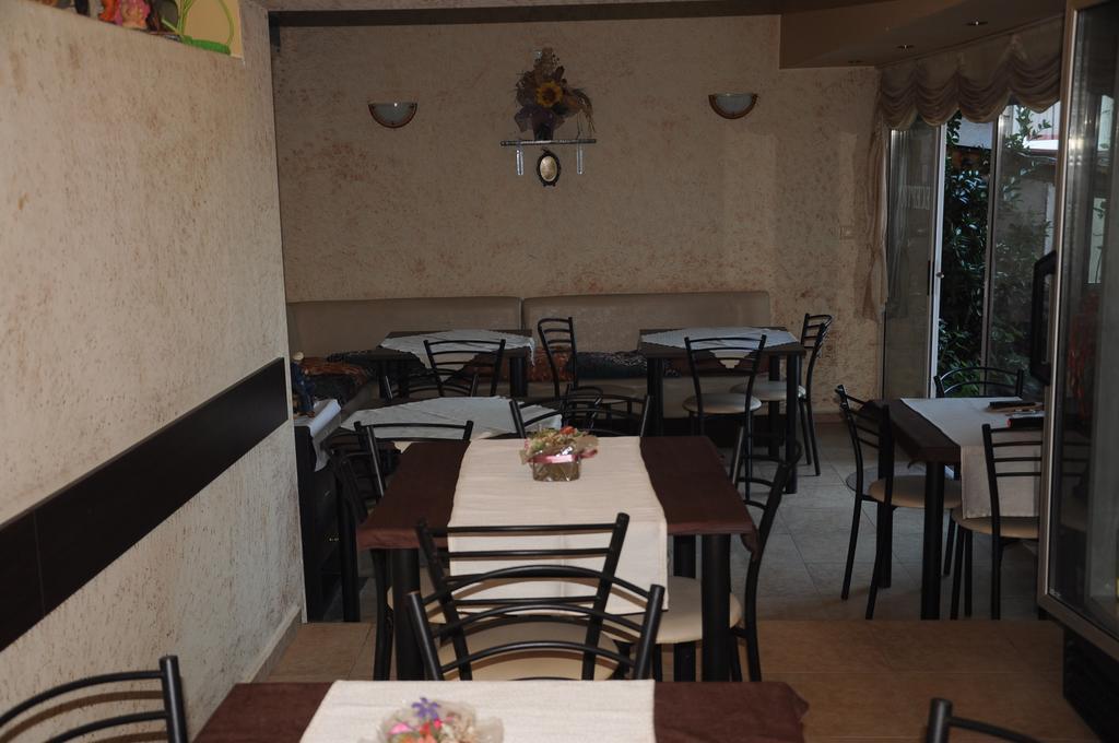 Hotel Babeva Sveti Vlas Luaran gambar